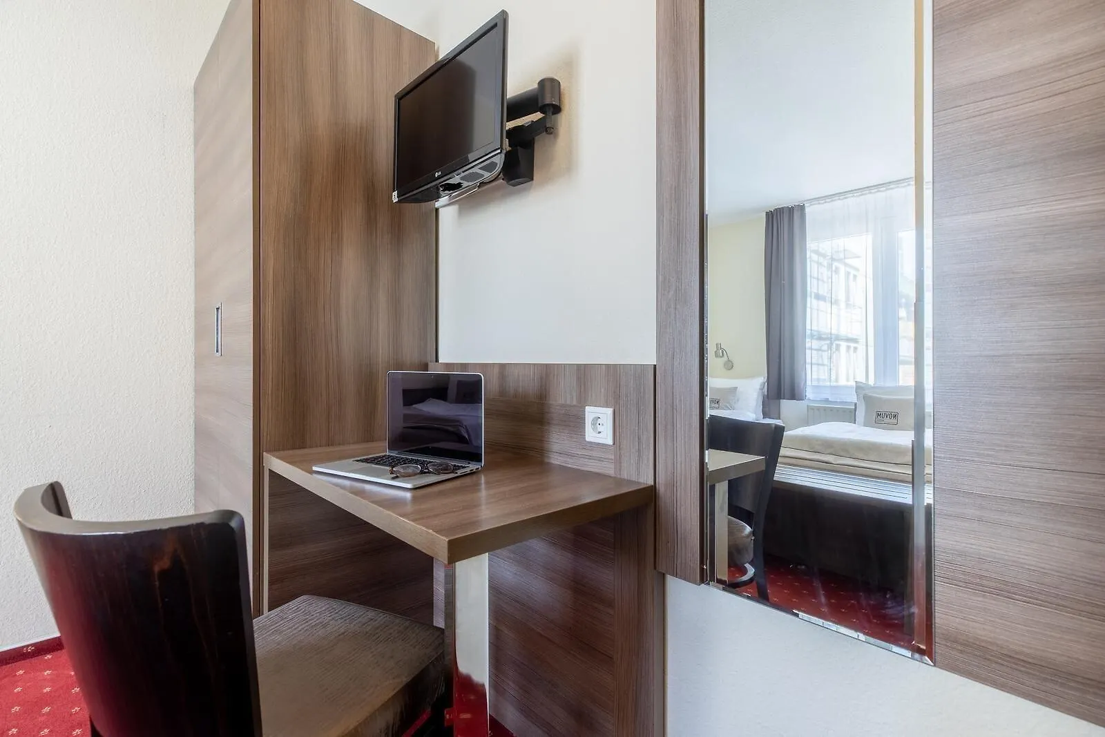Hotel Leonet Cologne Germany