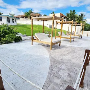 https://hotel-vista-laguna-bacalar.quintano-roohotels.com