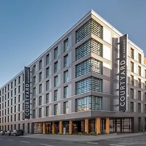 Courtyard By Marriott Kolonia