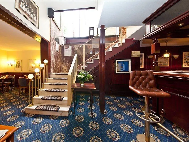 Hotel Leonet Cologne 3*,